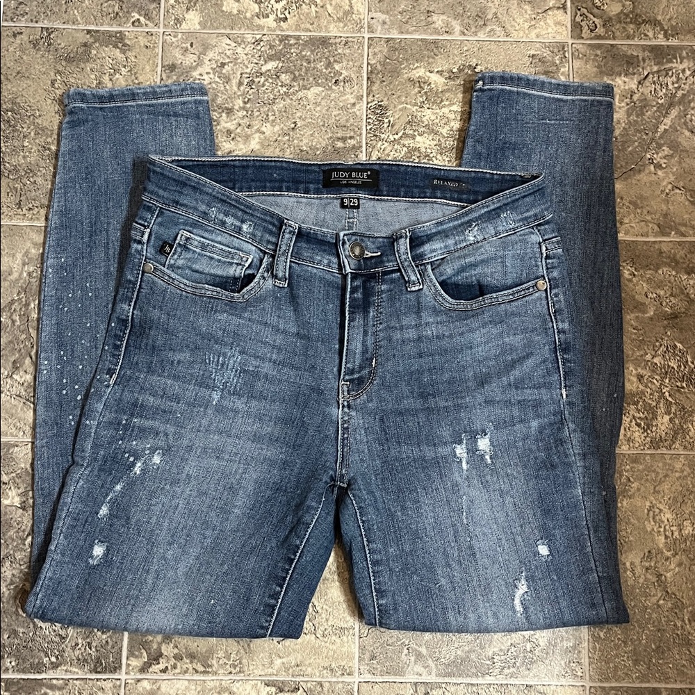 EUC Judy Blue Distressed Relaxed Fit Straight Leg Jeans 9/29